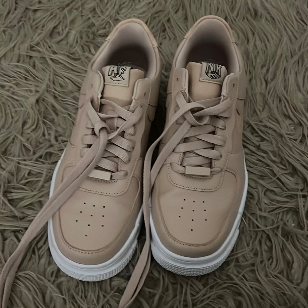Nike Air Force 1 size 8